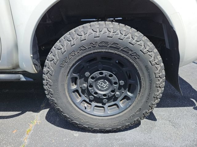 Used 2016 Nissan Frontier PRO-4X AWD/4WD image 10