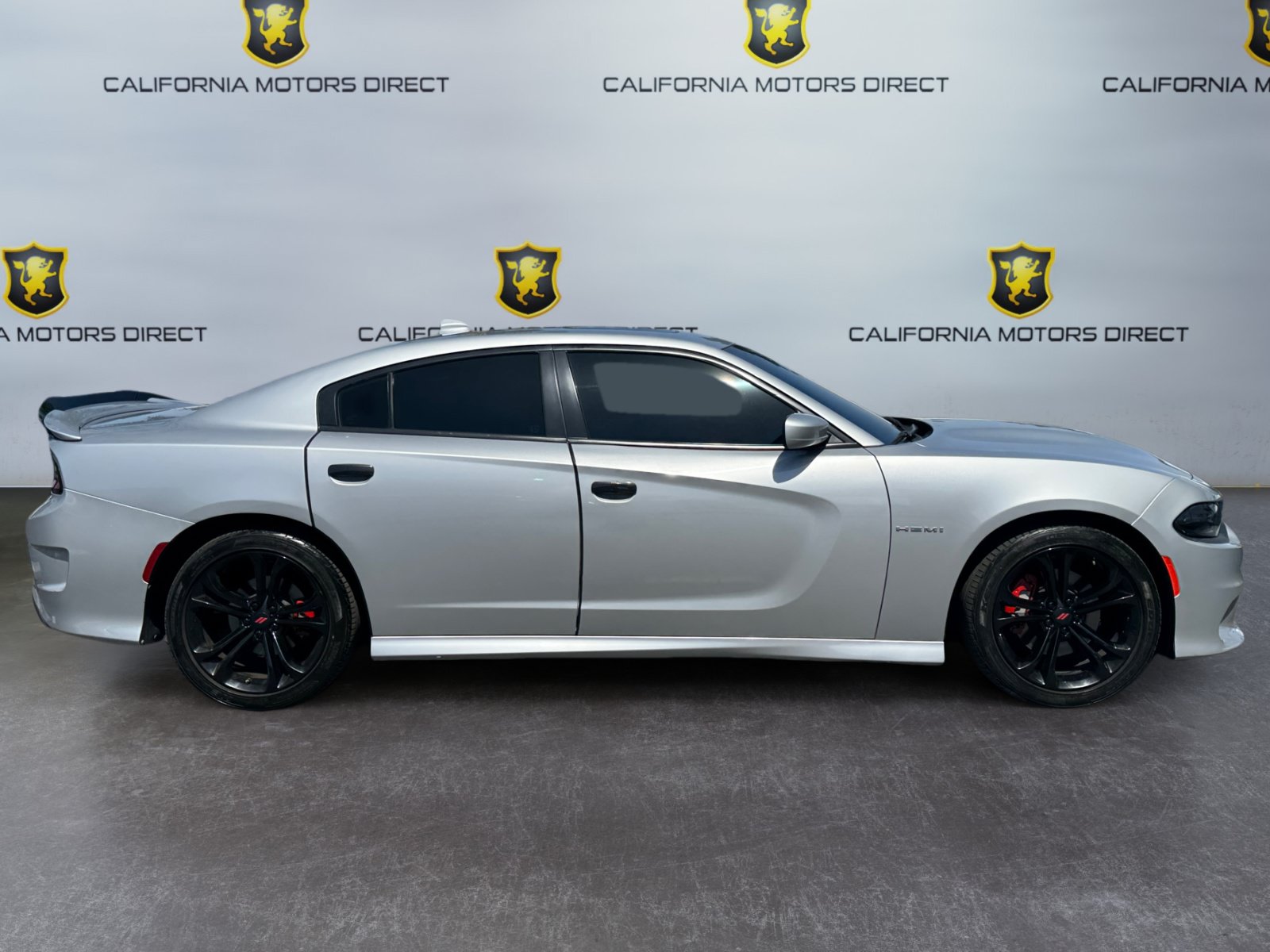 Used 2020 Dodge Charger R/T w/ Navigation & Travel Group RWD image 6