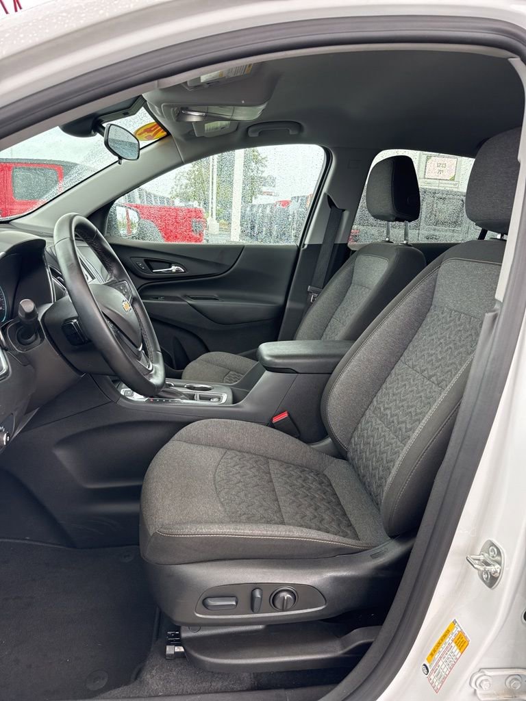 Used 2024 Chevrolet Equinox LT image 9