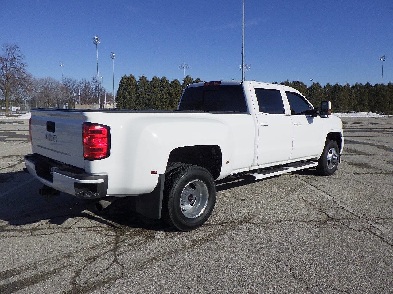 Used 2015 GMC Sierra 3500 Denali image 7