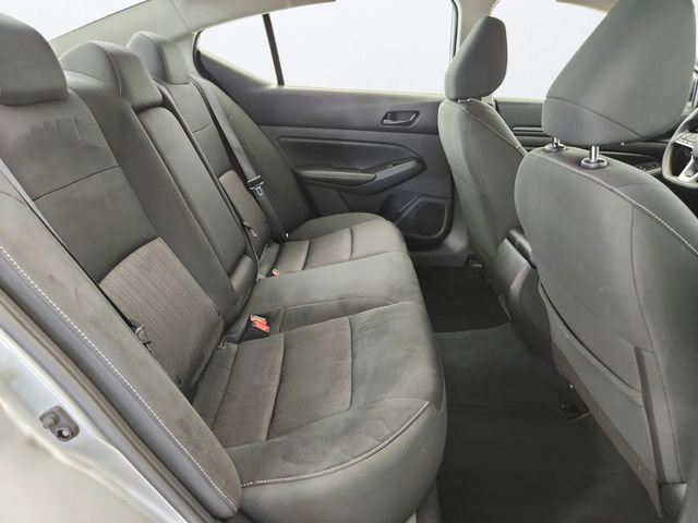 Used 2024 Nissan Altima 2.5 SV FWD image 24
