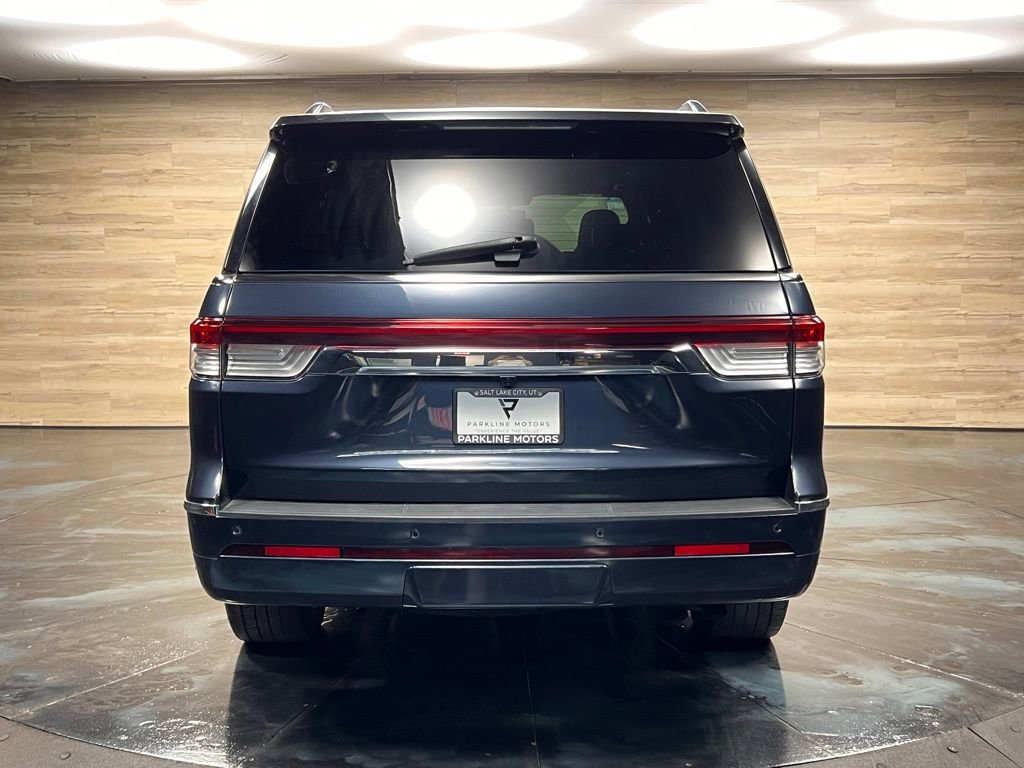 Used 2022 Lincoln Navigator Reserve image 10