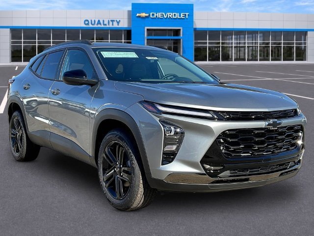 New 2026 Chevrolet Trax ACTIV w/ Driver Confidence Package FWD image 1