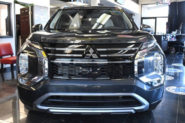 New 2026 Mitsubishi Outlander SEL AWD/4WD image 2