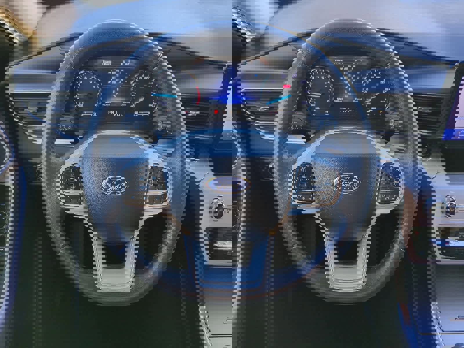 Used 2022 Ford Explorer XLT w/ Equipment Group 202A image 24