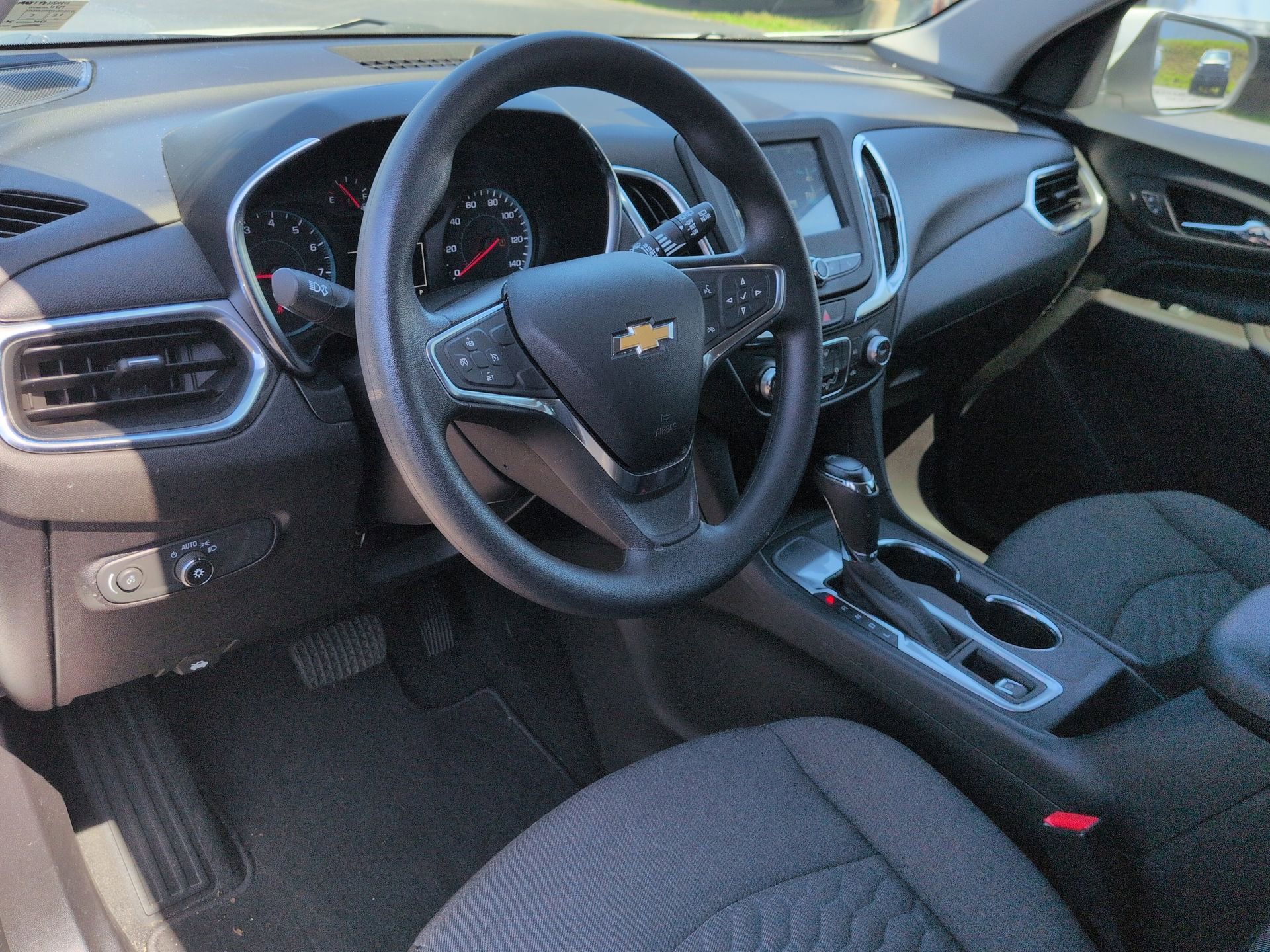 Certified 2018 Chevrolet Equinox LT image 10