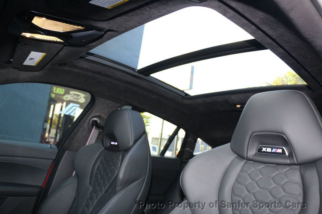 Used 2024 BMW X6 M Competition image 39
