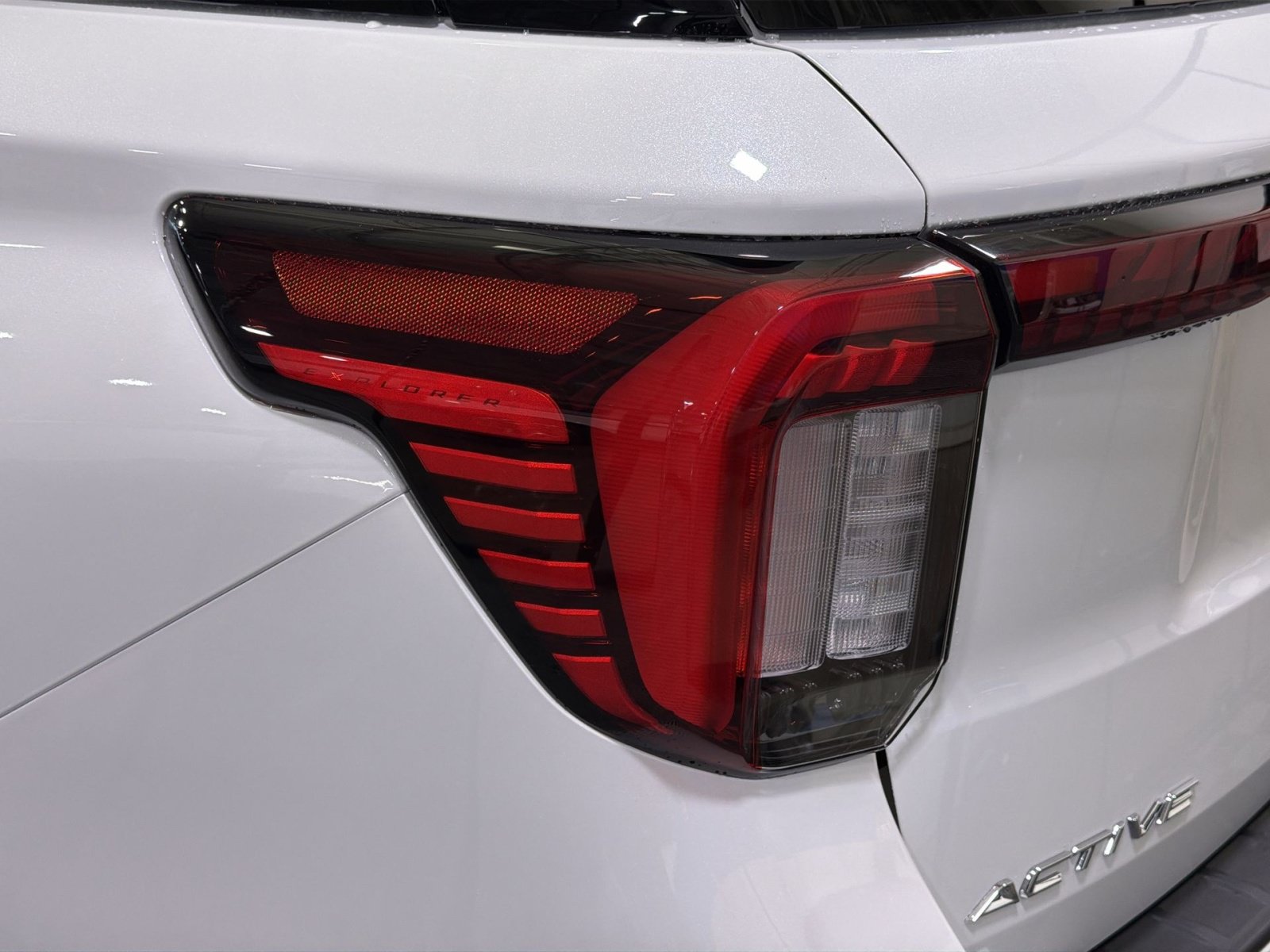 New 2026 Ford Explorer Active AWD/4WD image 17