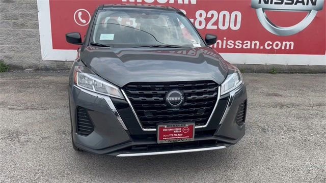 New 2025 Nissan Kicks Play S image 8
