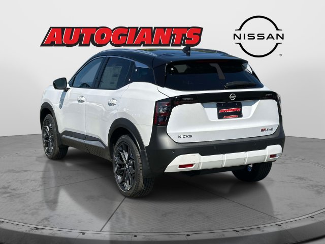 New 2026 Nissan Kicks SR w/ SR Premium Package AWD/4WD image 5