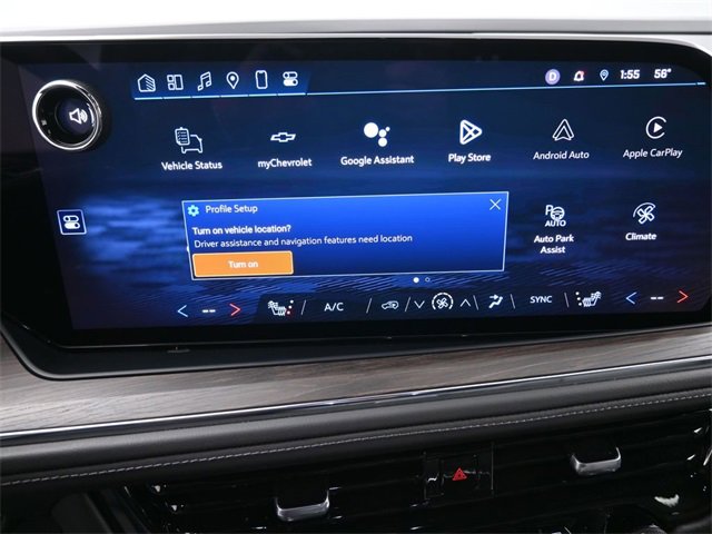 Used 2025 Chevrolet Suburban LT image 32