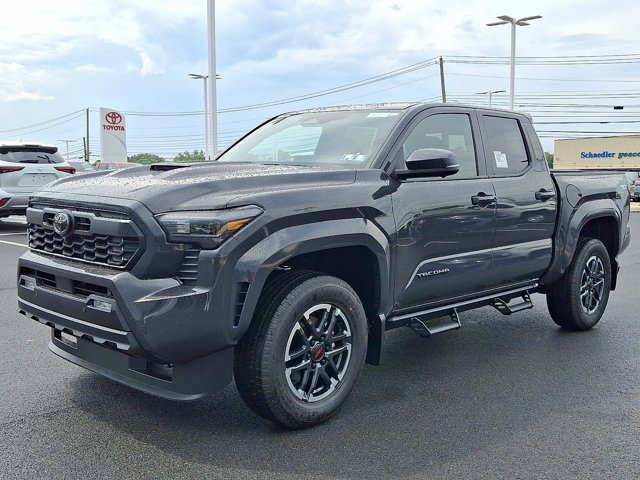 New 2026 Toyota Tacoma TRD Sport AWD/4WD image 3