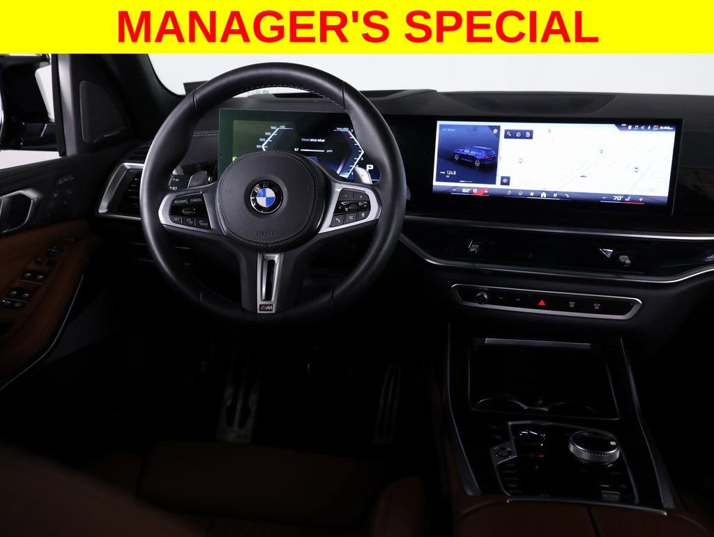 Used 2026 BMW X7 M60i image 39