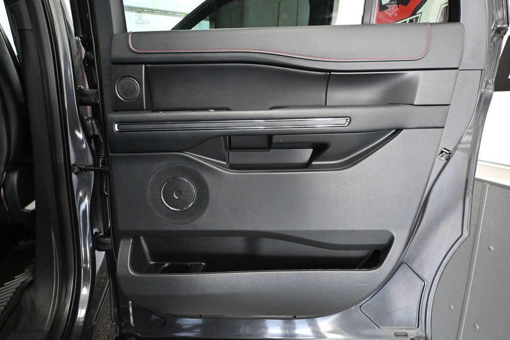 Used 2022 Ford Expedition Max Limited w/ Equipment Group 303A AWD/4WD image 48