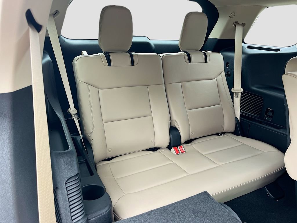 Used 2022 Ford Explorer XLT w/ Equipment Group 202A image 26