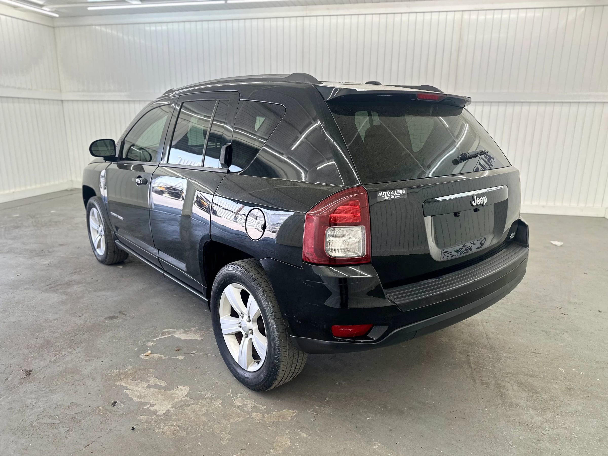 Used 2014 Jeep Compass Latitude image 7