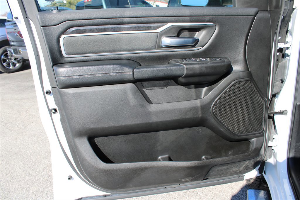 Used 2022 RAM 1500 Big Horn AWD/4WD image 12