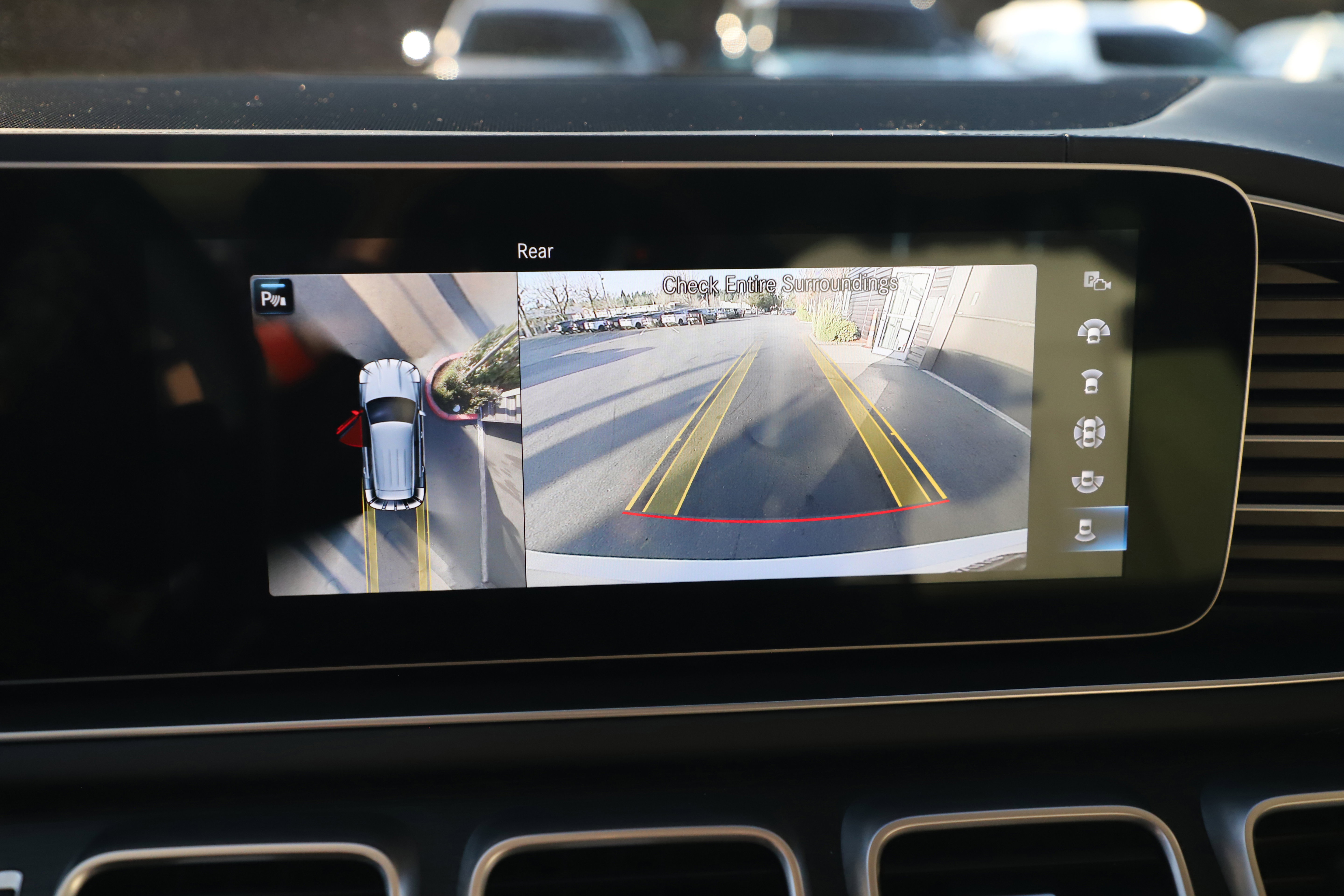 Used 2023 Mercedes-Benz GLE 53 AMG 4MATIC image 24