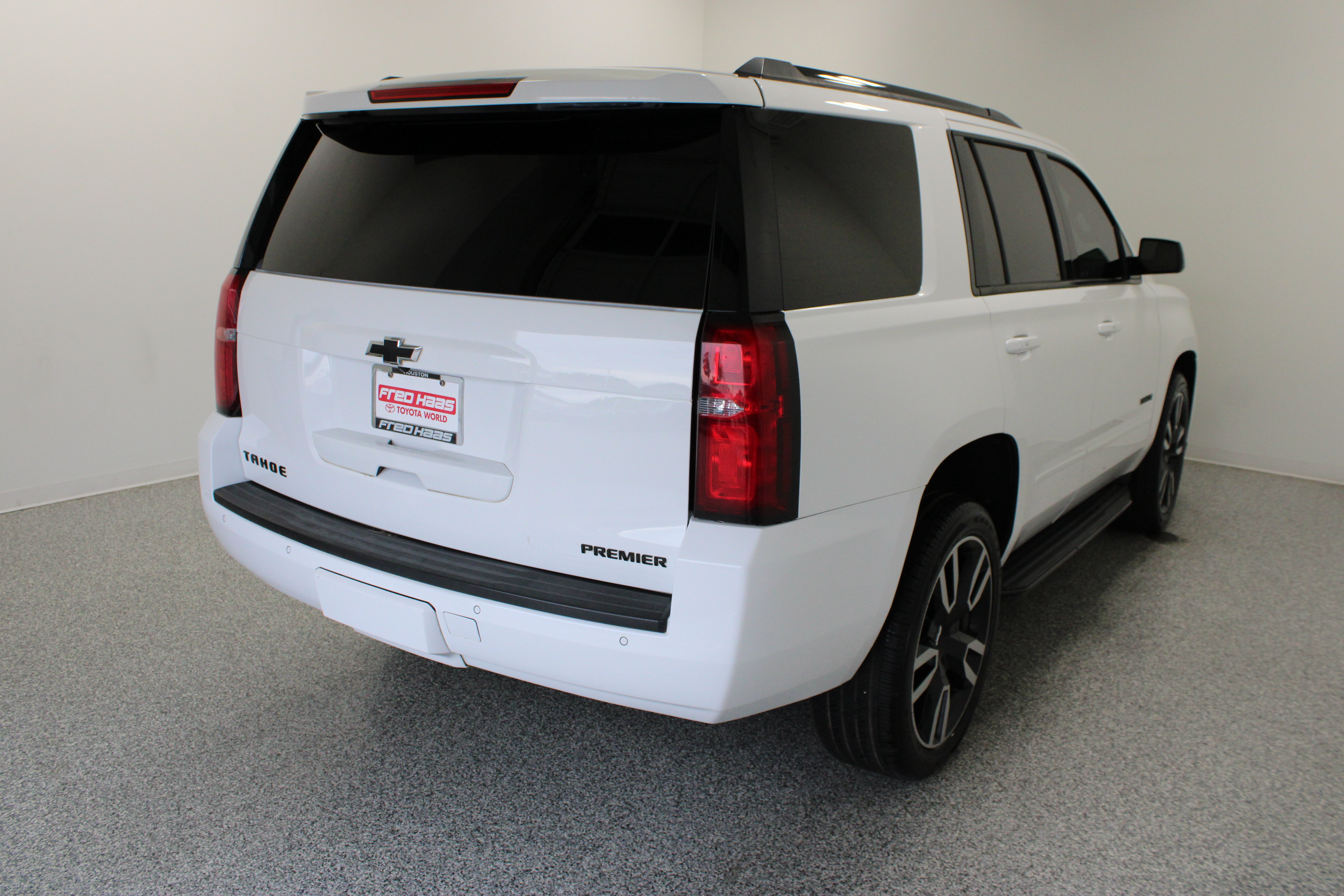 Used 2019 Chevrolet Tahoe Premier AWD/4WD image 7