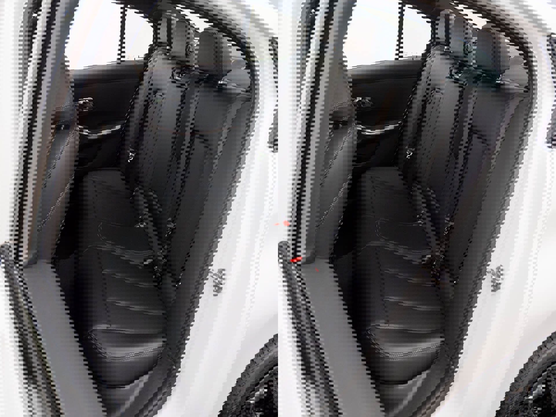 New 2026 BMW 330i xDrive Sedan w/ M Sport Package image 15