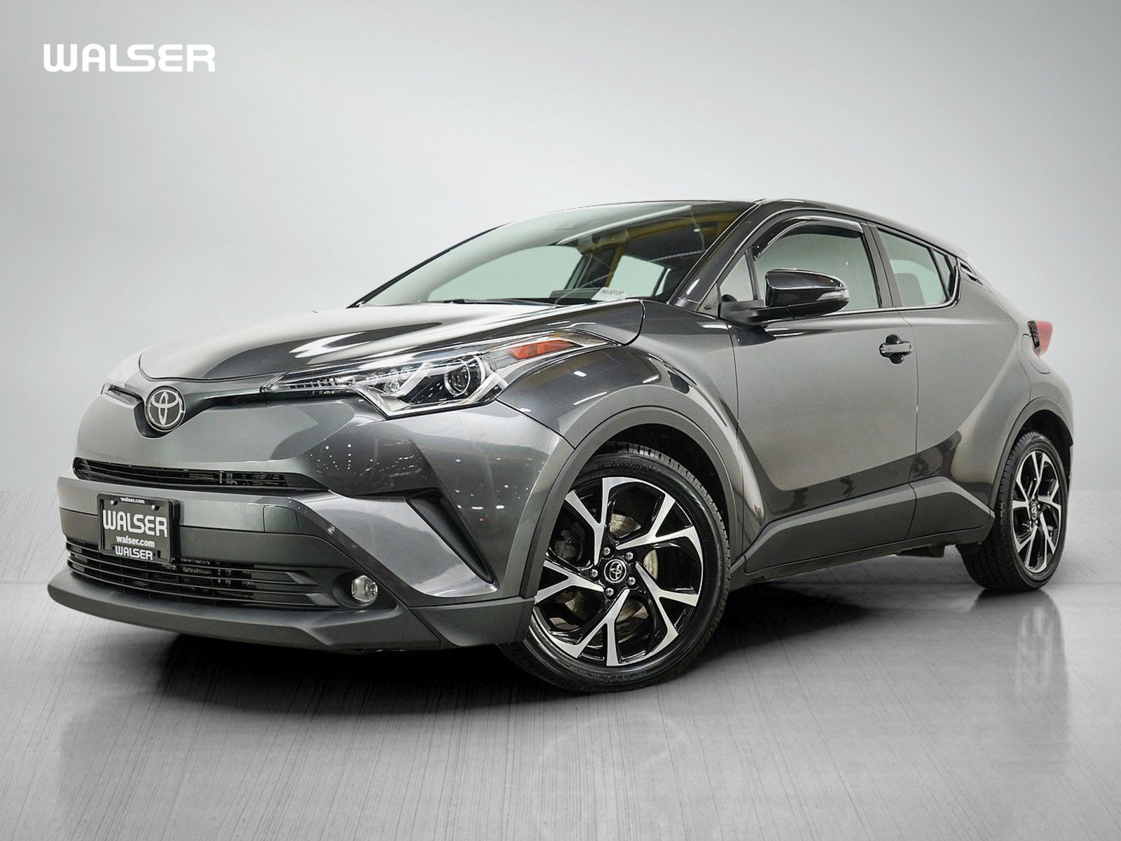 Used 2019 Toyota C-HR Limited FWD image 1