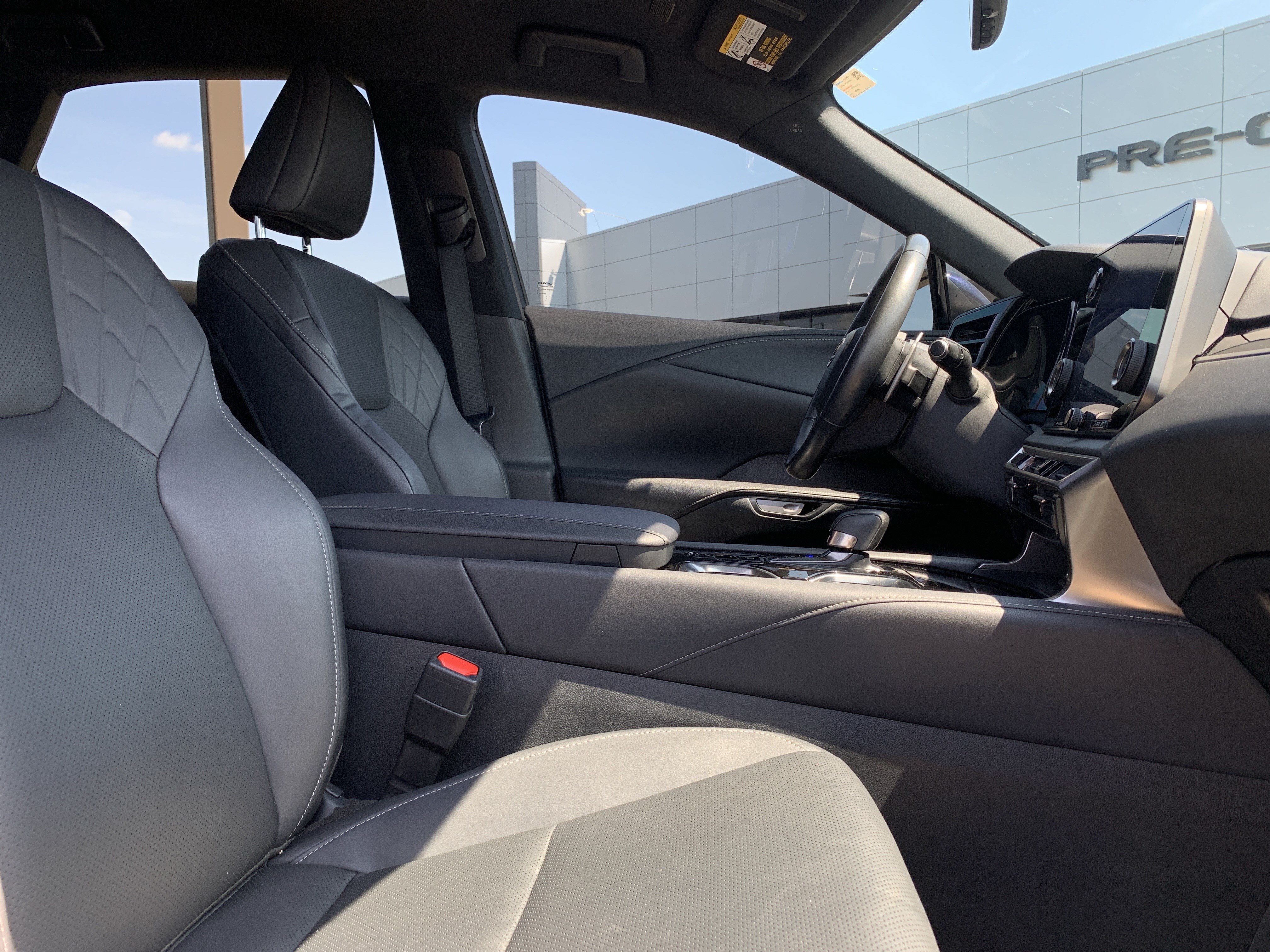 Used 2023 Lexus RX 350 FWD w/ Accessory Package (Z1) image 35