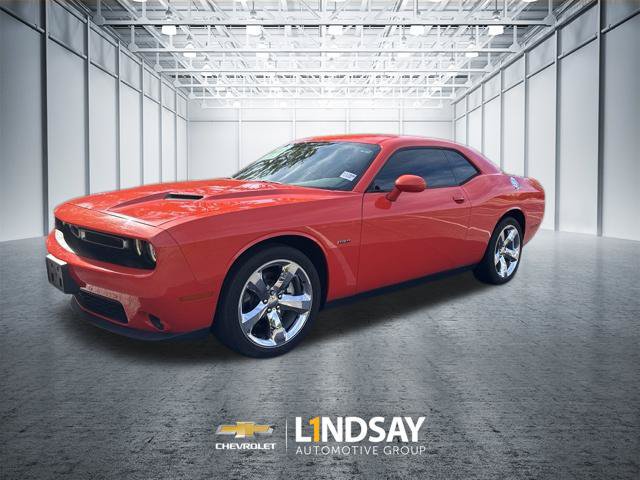 Used 2016 Dodge Challenger R/T w/ Sound Group RWD image 2