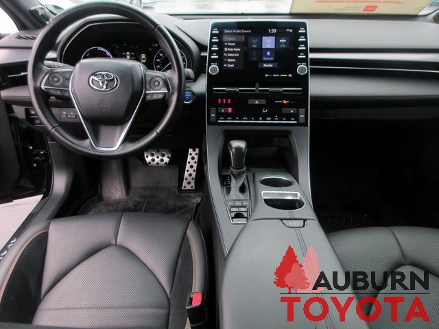 Certified 2022 Toyota Avalon XSE image 8