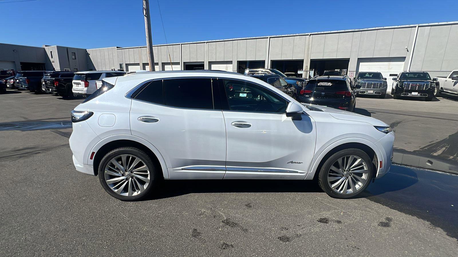 New 2026 Buick Envision Avenir image 8