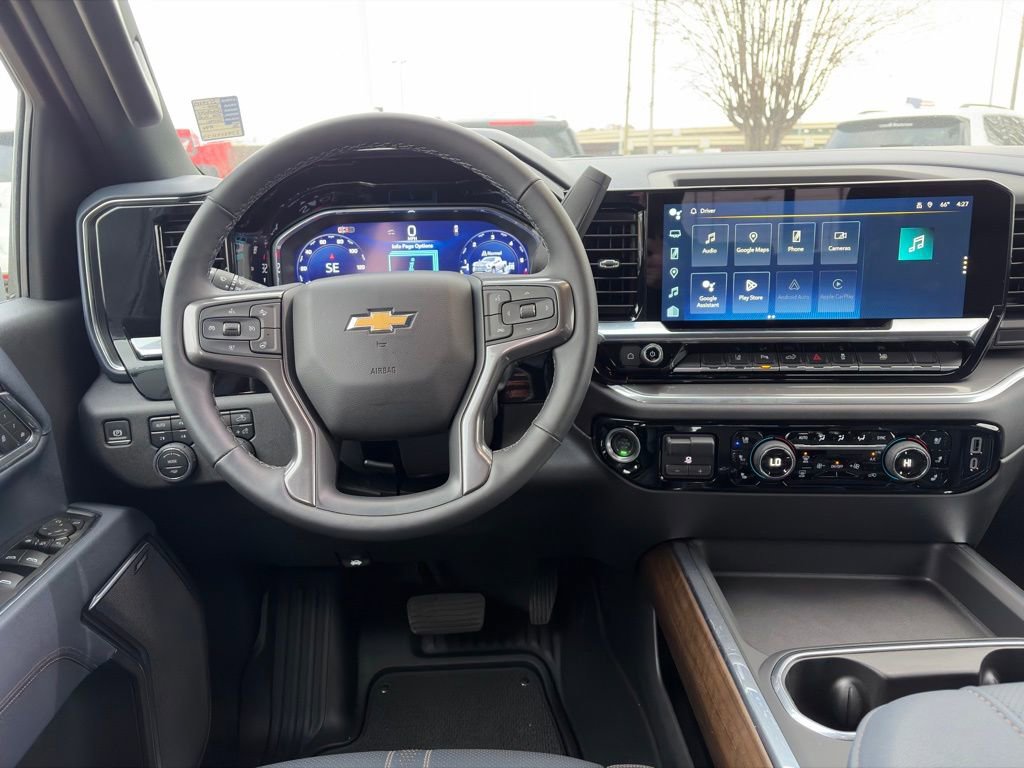 Used 2025 Chevrolet Silverado 3500 High Country AWD/4WD image 15