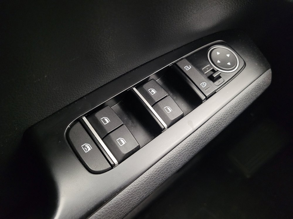 Used 2020 Kia Soul S FWD image 27