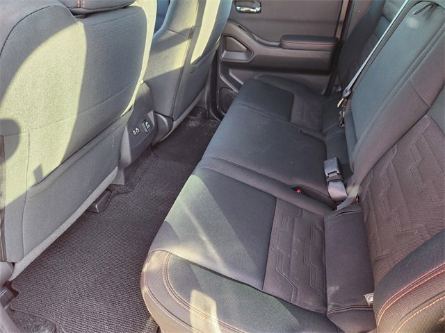 Used 2022 Nissan Frontier PRO-4X image 19