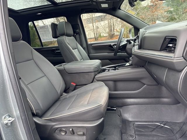 Used 2025 Chevrolet Tahoe Premier image 33