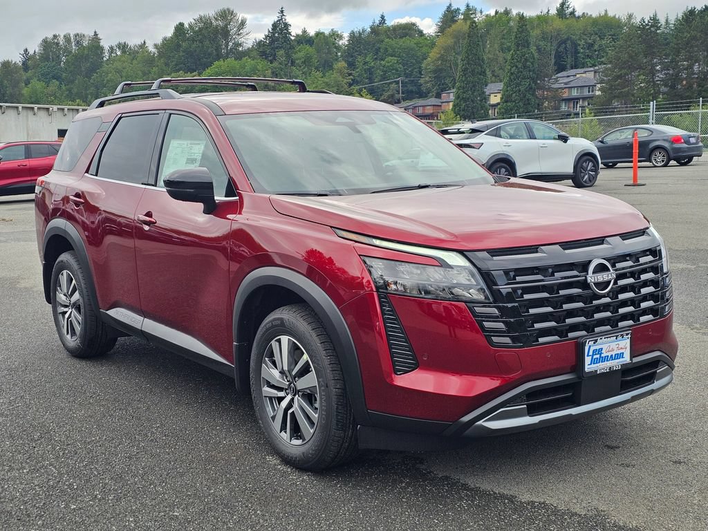 New 2026 Nissan Pathfinder SL AWD/4WD image 3