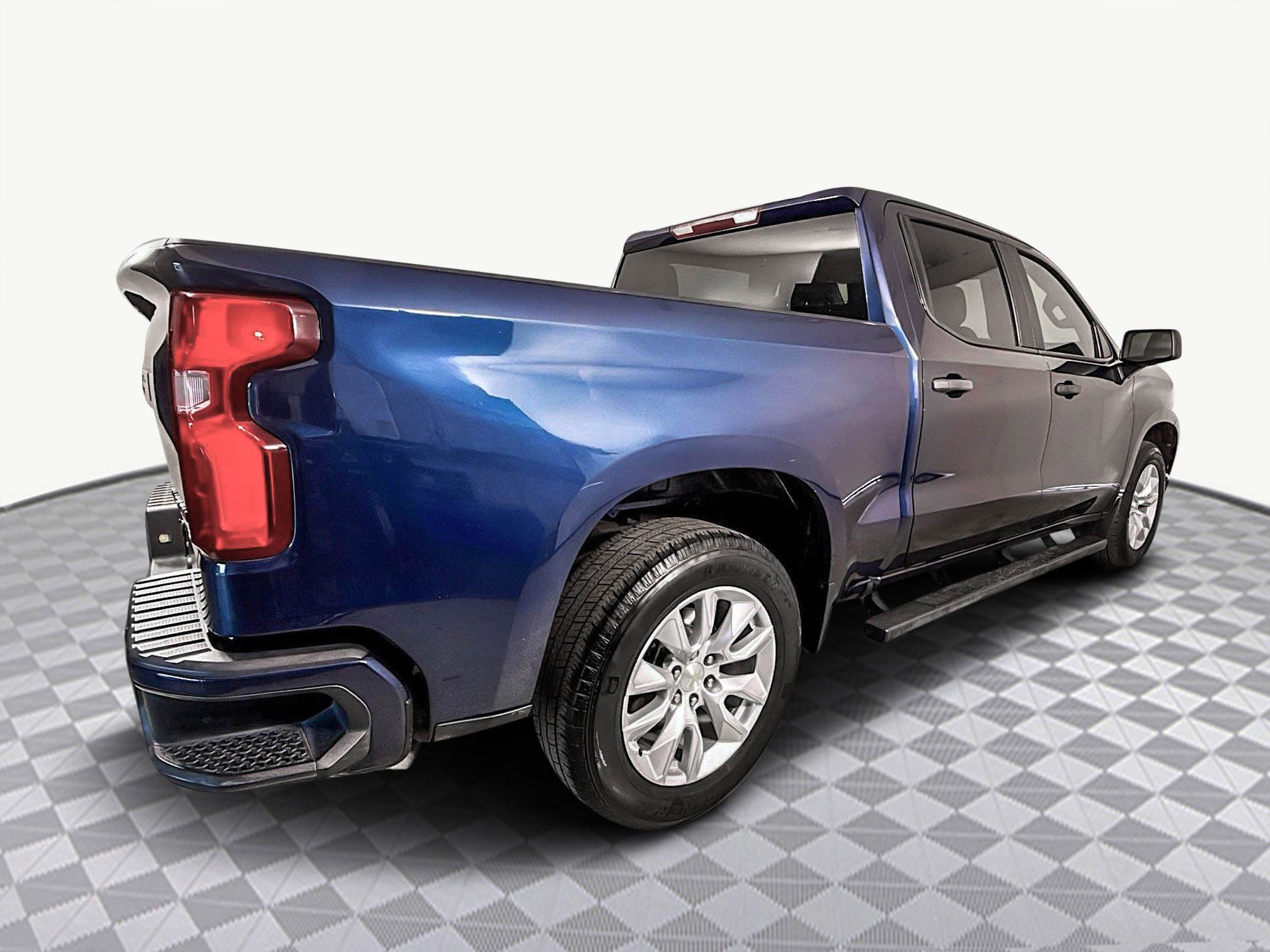 Used 2021 Chevrolet Silverado 1500 Custom w/ LPO, Dark Essentials Package image 8