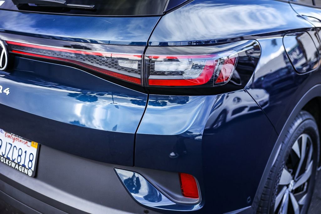 Certified 2023 Volkswagen ID.4 2WD image 11