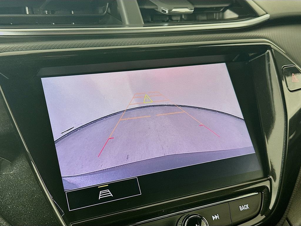 Used 2022 Chevrolet TrailBlazer RS w/ Technology Package image 15