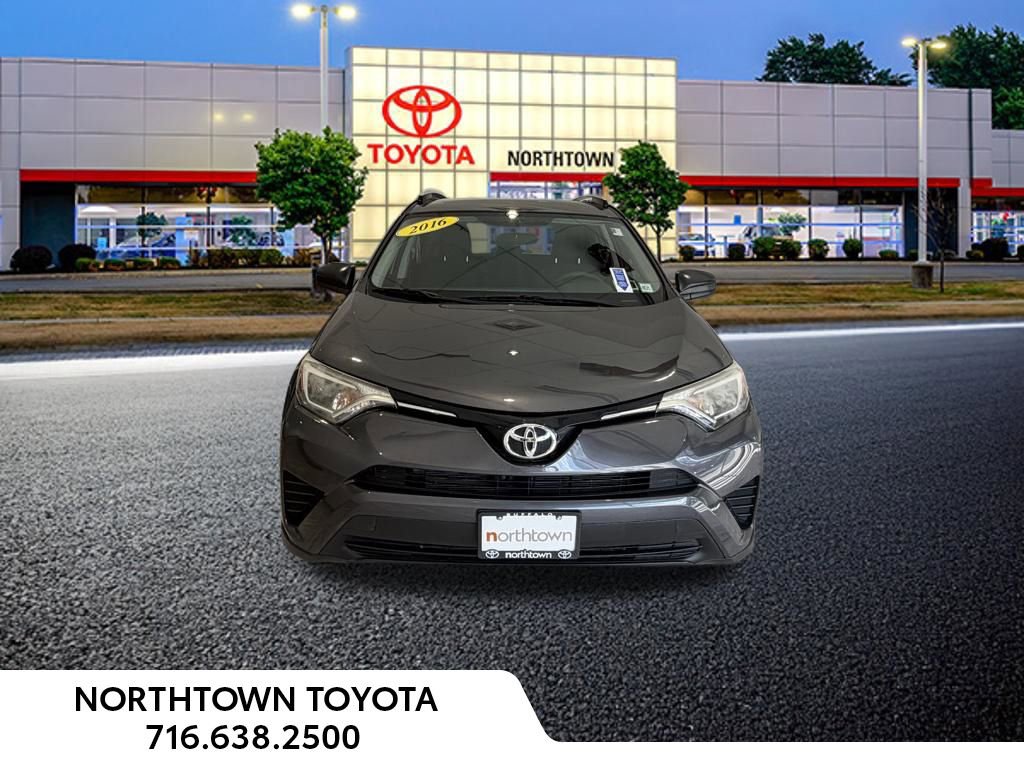 Used 2016 Toyota RAV4 LE image 5