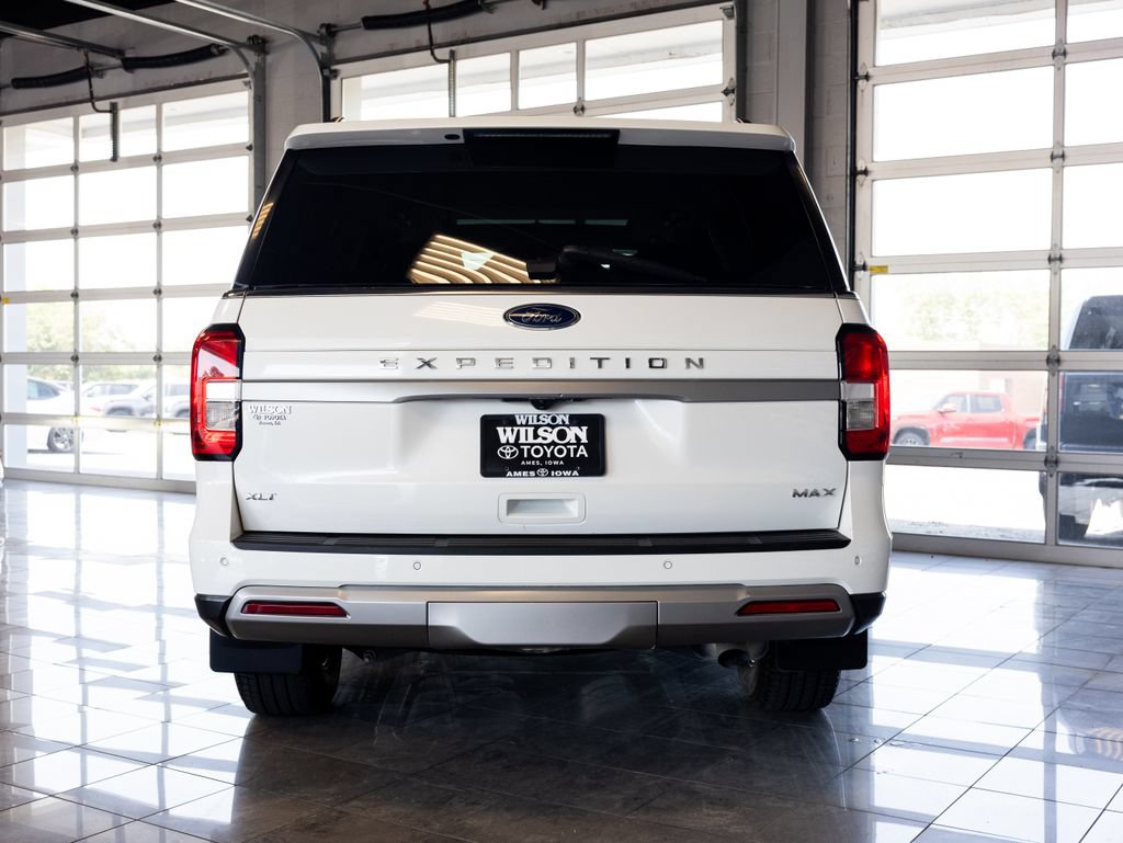 Used 2024 Ford Expedition Max XLT AWD/4WD image 4