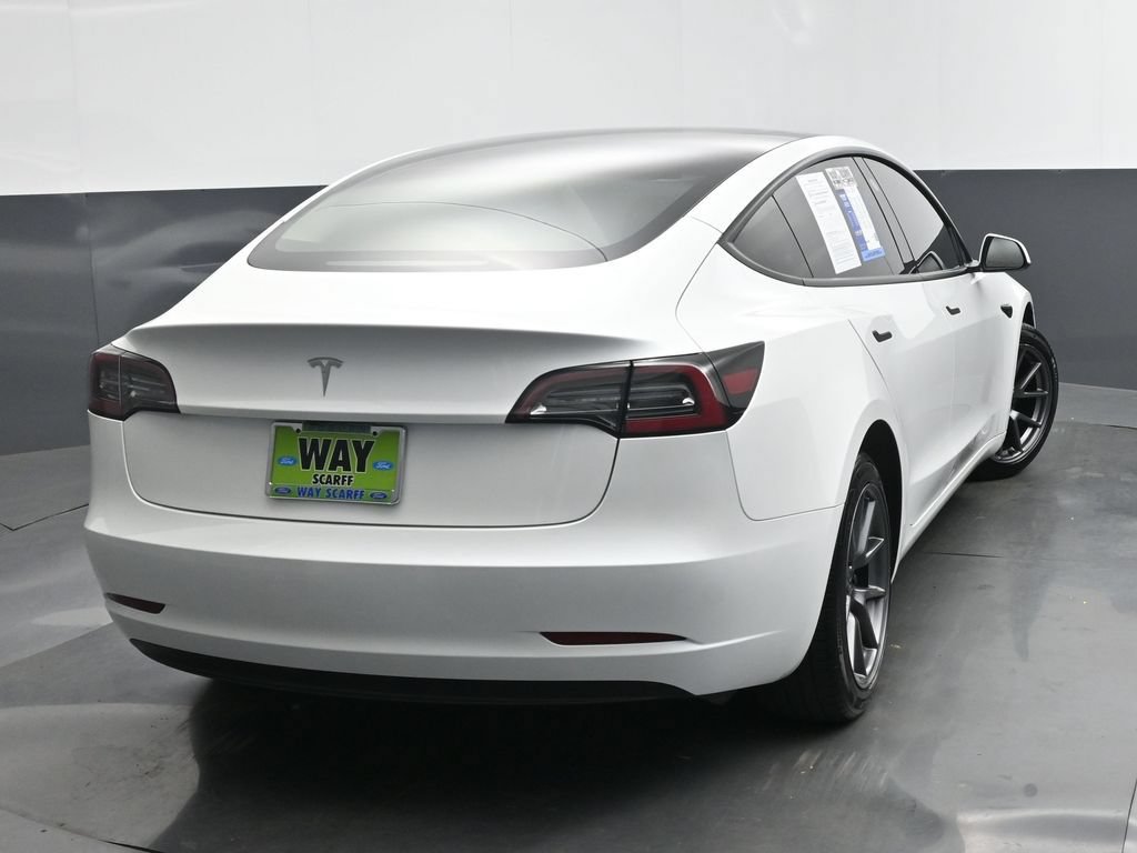 Used 2023 Tesla Model 3 Standard Range RWD image 29