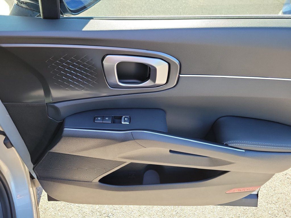 New 2026 Kia Sorento LX FWD image 8