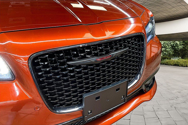 Used 2021 Chrysler 300 S w/ S Model Appearance Package RWD image 24