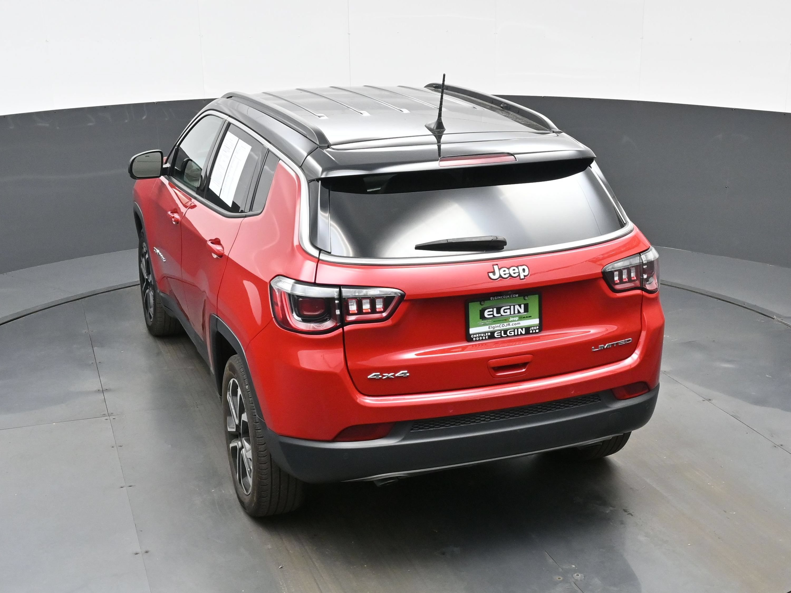 Used 2023 Jeep Compass Limited AWD/4WD image 37