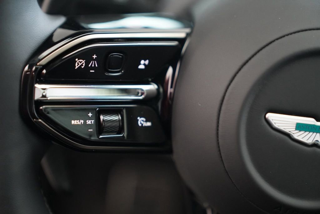 New 2026 Aston Martin DBX S image 38