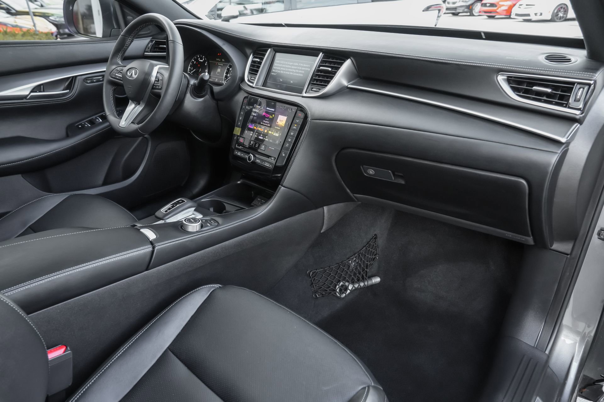 Used 2025 INFINITI QX55 Luxe w/ Accent Package image 35