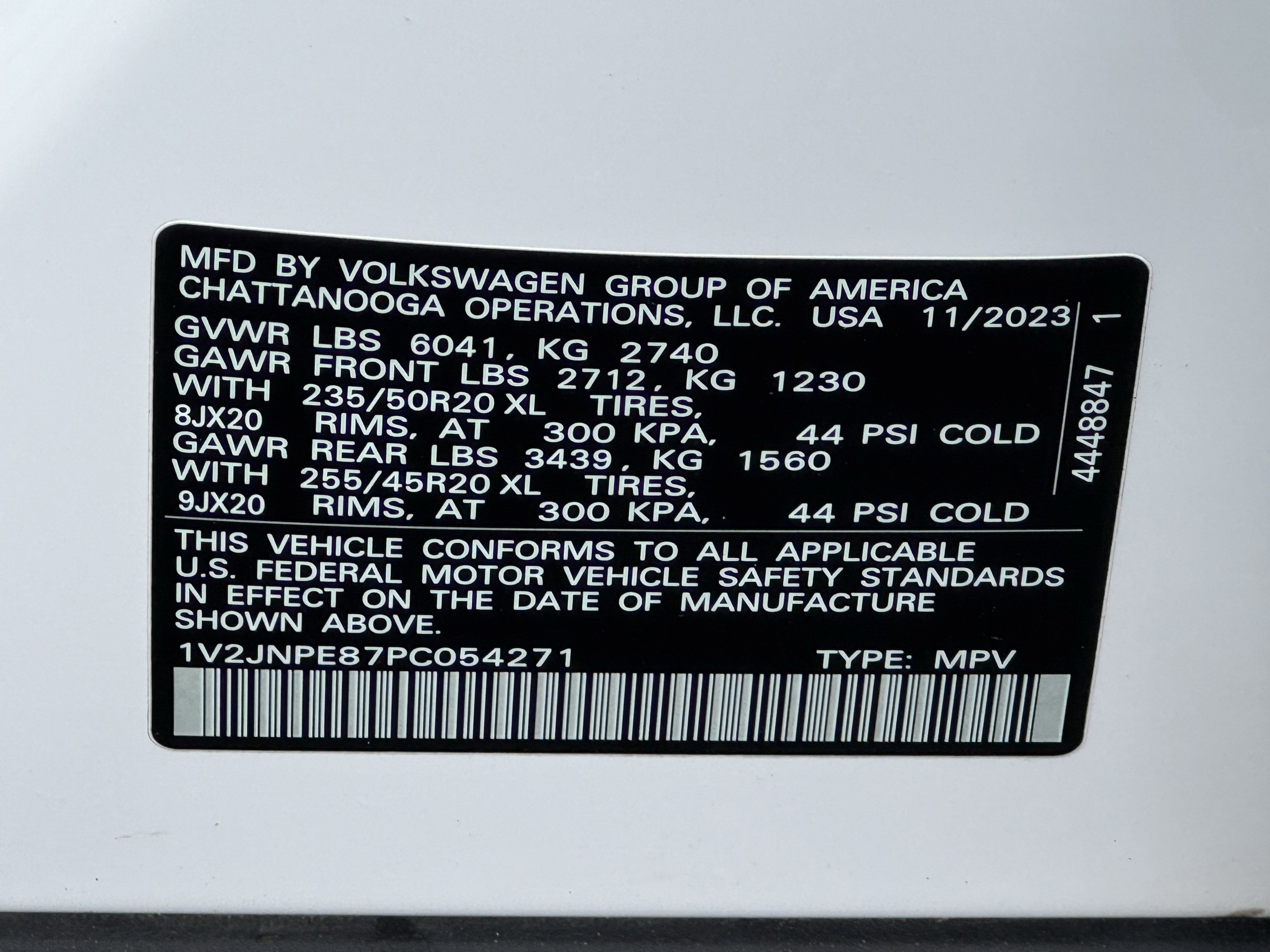 Certified 2023 Volkswagen ID.4 Pro S Plus image 40