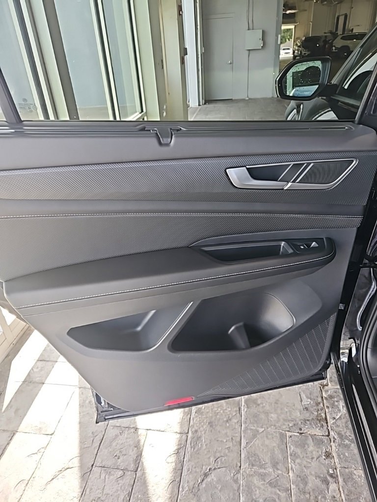 New 2026 Volkswagen Atlas Cross Sport SEL R-Line image 22