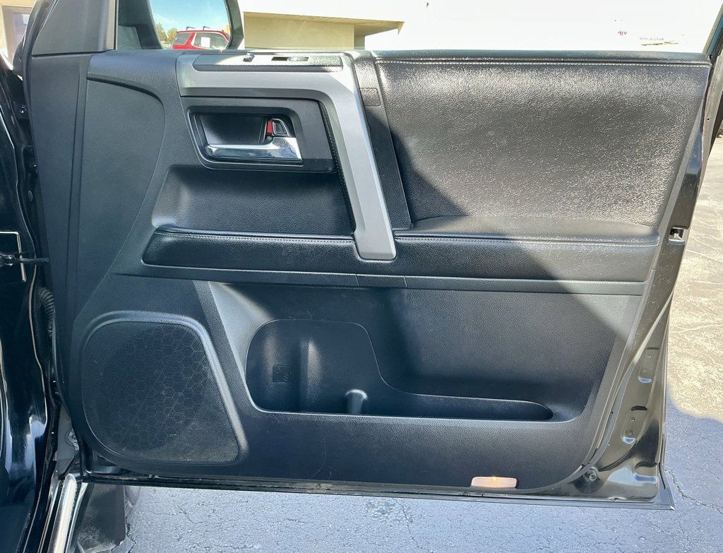 Used 2015 Toyota 4Runner Limited image 20