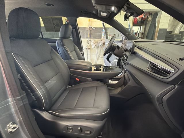 Certified 2025 Buick Enclave Preferred w/ LPO, Floor Liner Package AWD/4WD image 26