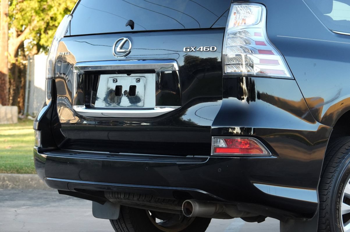 Used 2014 Lexus GX 460 w/ Premium Package AWD/4WD image 36